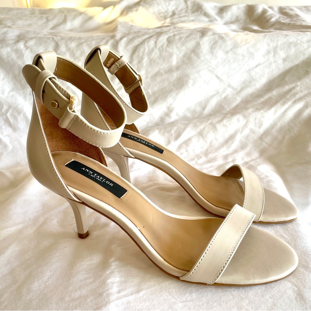 Ann Taylor Cream leather kitten heels with ankle strap 7